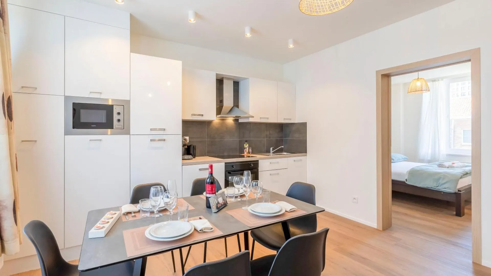 Ereva Seaside 2 Bedroom Duplex Modern Apartment Ostend