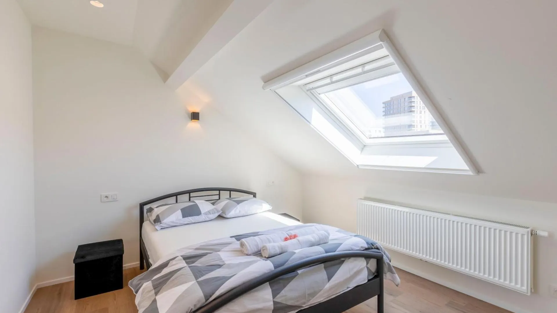 Ereva Seaside 2 Bedroom Duplex Modern Apartment Ostend